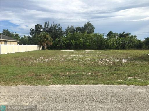 514 Lakota Ave, Port St Lucie, FL 34953