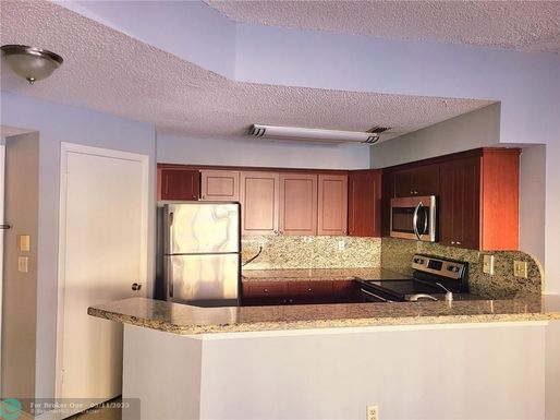 2445 18th Ter, Fort Lauderdale, FL 33315