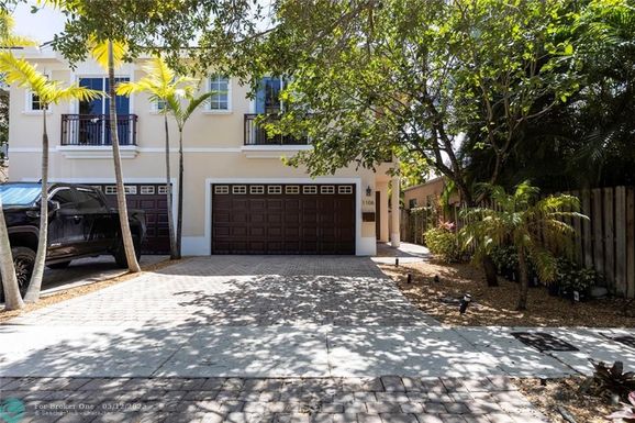 1106 1st St, Fort Lauderdale, FL 33301