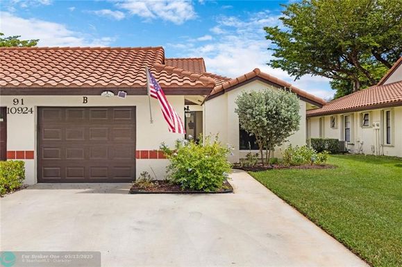 10924 Roebelini Palm Ct, Boynton Beach, FL 33437