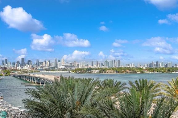 450 Alton Rd, Miami Beach, FL 33139