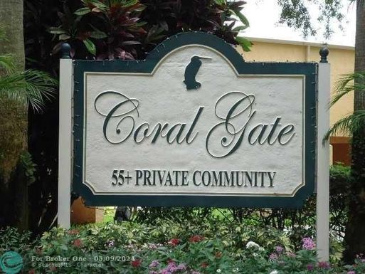5731 Coral Lake Dr, Margate, FL 33063