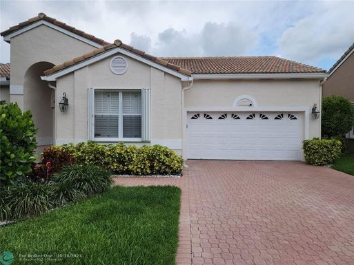 23341 Torre Cir, Boca Raton, FL 33433