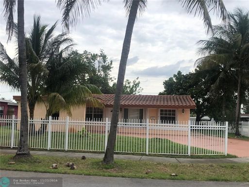 3251 15th St, Lauderhill, FL 33311