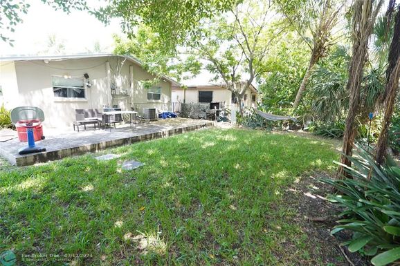 1040 5th Ave, Fort Lauderdale, FL 33311