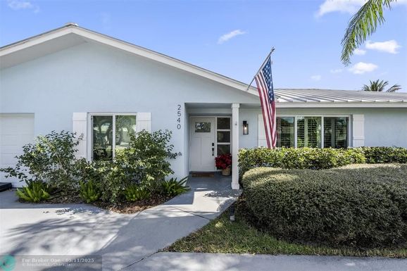 2540 14th St, Boynton Beach, FL 33426