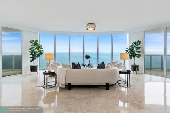 17201 Collins Ave, Sunny Isles Beach, FL 33160