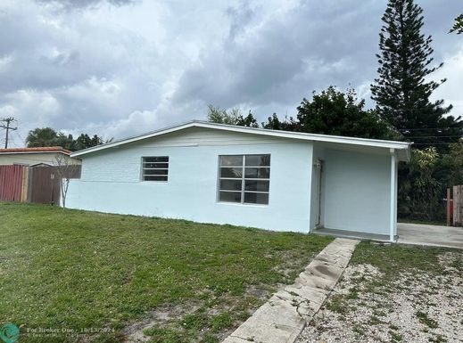 5731 37th Ct, Davie, FL 33314