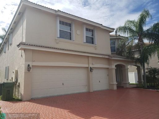 16194 14th St #G, Pembroke Pines, FL 33027