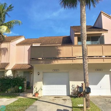 831 81st Way, Plantation, FL 33324