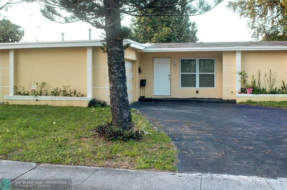 7681 Sunset Strip, Sunrise, FL 33322