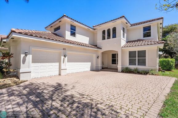 2013 Harbor View Cir, Weston, FL 33327