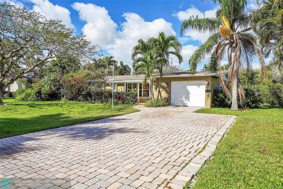 2409 7th Ave, Wilton Manors, FL 33311
