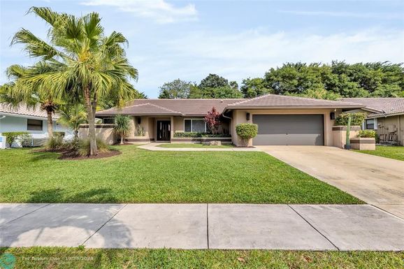 22143 Martella Ave, Boca Raton, FL 33433