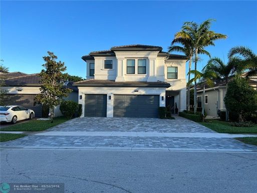 9529 Eden Roc Court, Delray Beach, FL 33446