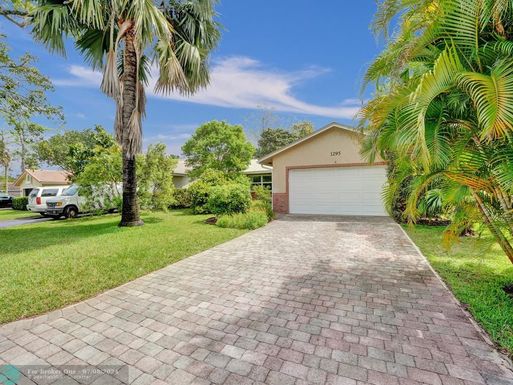1295 87th Ave, Coral Springs, FL 33071