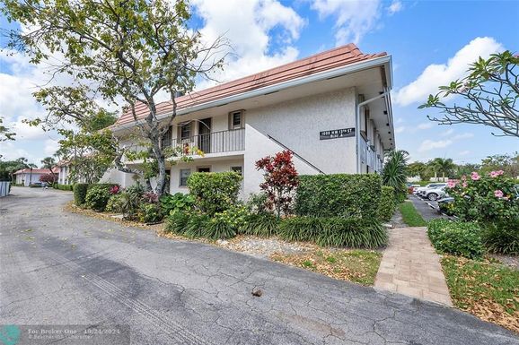 1000 13th St, Boca Raton, FL 33486