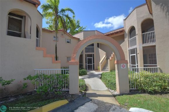 8630 3rd St, Pembroke Pines, FL 33025