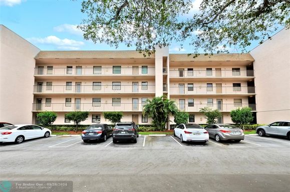 2748 104th Ave, Sunrise, FL 33322