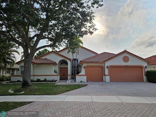 3161 Overlook Rd, Davie, FL 33328