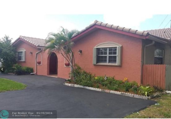 7803 38th St, Coral Springs, FL 33065