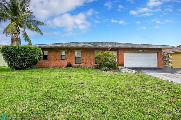 3023 123rd Ave, Coral Springs, FL 33065