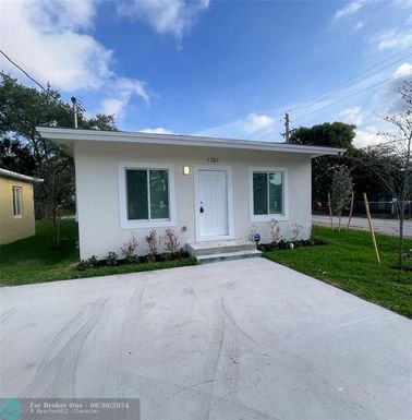 1701 9th St, Fort Lauderdale, FL 33311