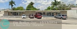 17 Canal St, Belle Glade, FL 33430
