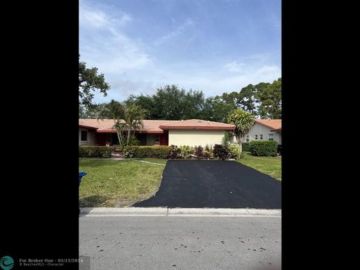 3210 86th Ave, Coral Springs, FL 33065
