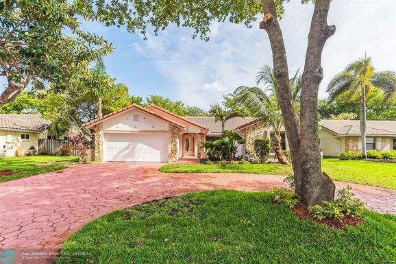 11171 7th St, Coral Springs, FL 33071