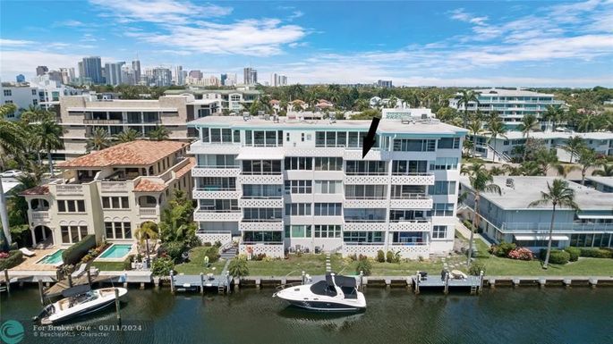 180 Isle Of Venice Dr, Fort Lauderdale, FL 33301