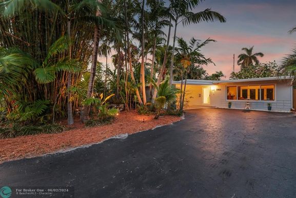 2764 15th Ave, Wilton Manors, FL 33334