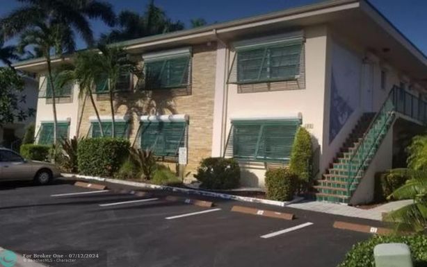 120 Isle Of Venice Dr, Fort Lauderdale, FL 33301