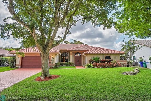 5633 86th Ave, Coral Springs, FL 33067