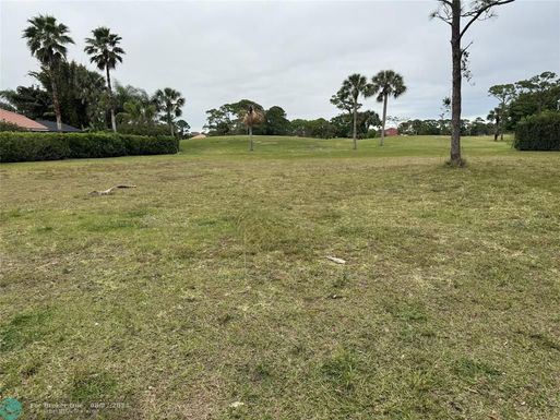 2665 Conifer Dr, Fort Pierce , FL 34951