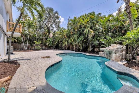 2316 6th Ave, Wilton Manors, FL 33305