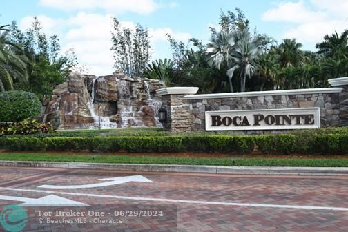 6576 Villa Sonrisa Dr, Boca Raton, FL 33433
