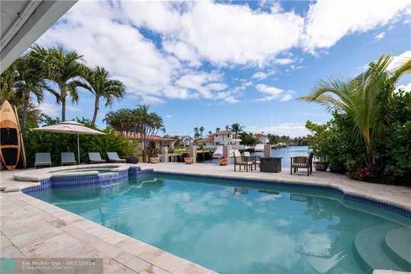 2711 Boone Dr, Delray Beach, FL 33483