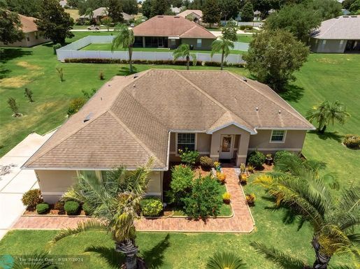 11739 Indian Hills, Other City - In The State Of Florida, FL 34711
