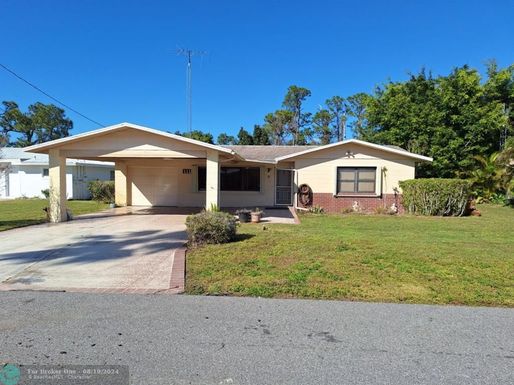 111 Jasmine Ct, Lake Placid, FL 33852