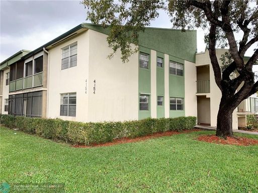4154 90th Ave, Coral Springs, FL 33065