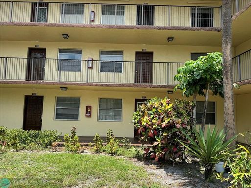 3141 47th Ter, Lauderdale Lakes, FL 33319