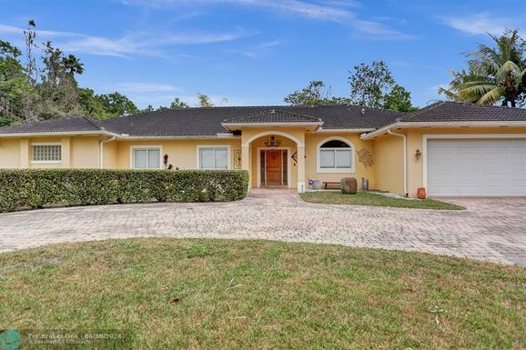 4750 128th Ave, Southwest Ranches, FL 33330