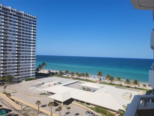 1980 Ocean Dr, Hallandale Beach, FL 33009