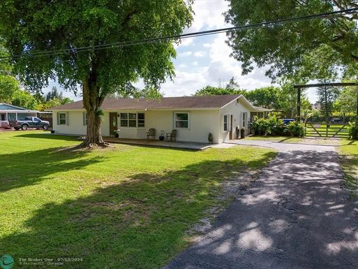 4901 188th Ave., Southwest Ranches, FL 33332