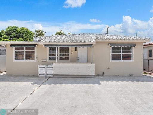 4719 8th Ct, Hialeah, FL 33013