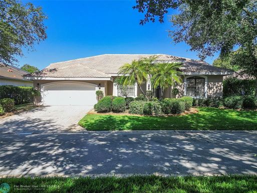 2118 Pinehurst Way, Coral Springs, FL 33071