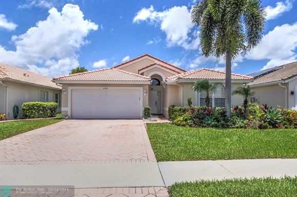 8765 Thames River Dr, Boca Raton, FL 33433