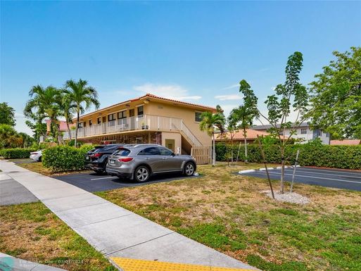 8500 35th St, Coral Springs, FL 33065