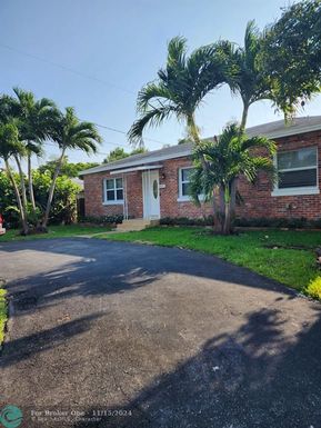 2005 Mercer Ave, West Palm Beach, FL 33401